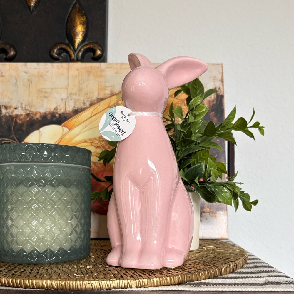 🆕Overjoyed Boutique Pink Ceramic Bunny